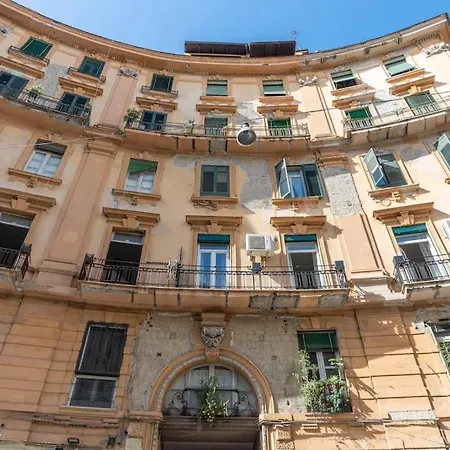 Apartament The Shelter 5 *